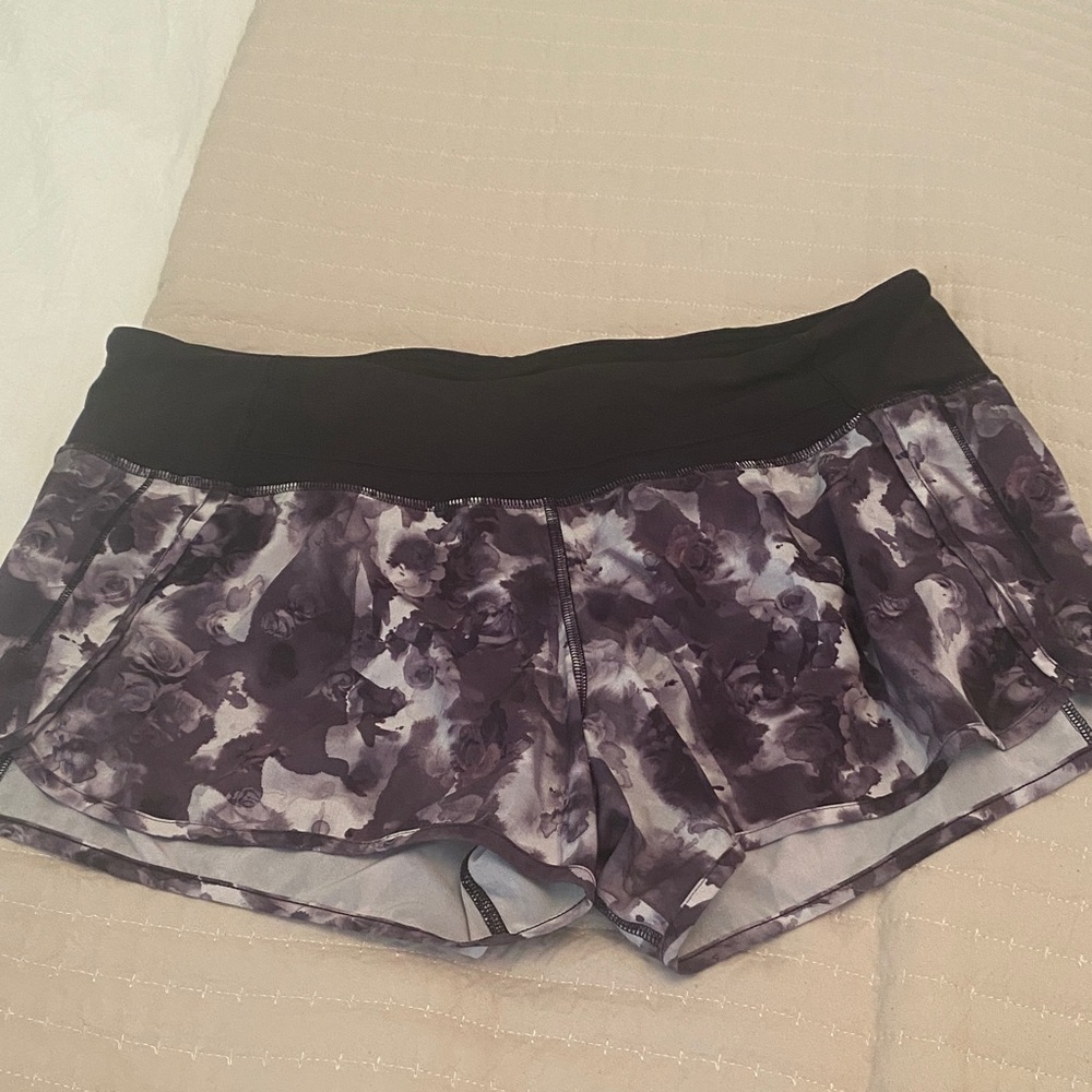 Lululemon Athletica Black, gray and white Floral Athletic Shorts